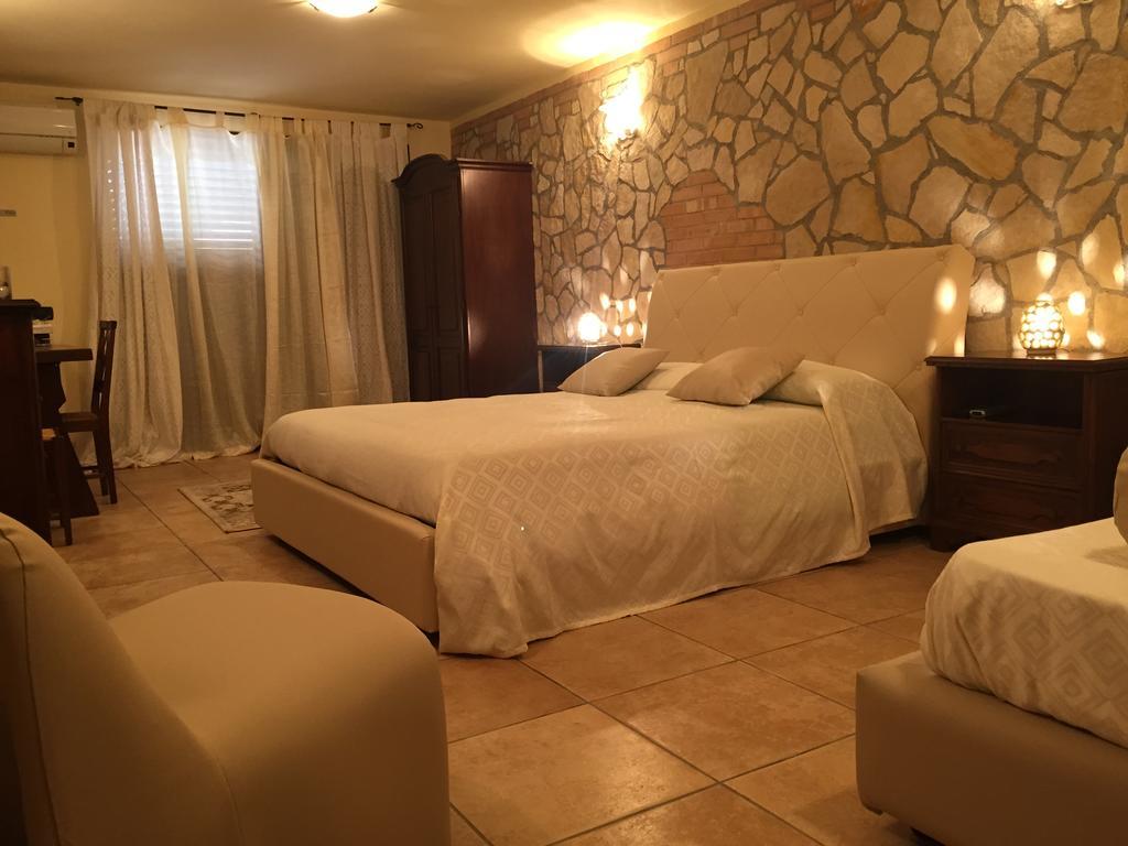 B&B La Collina Felice 펠라로 외부 사진