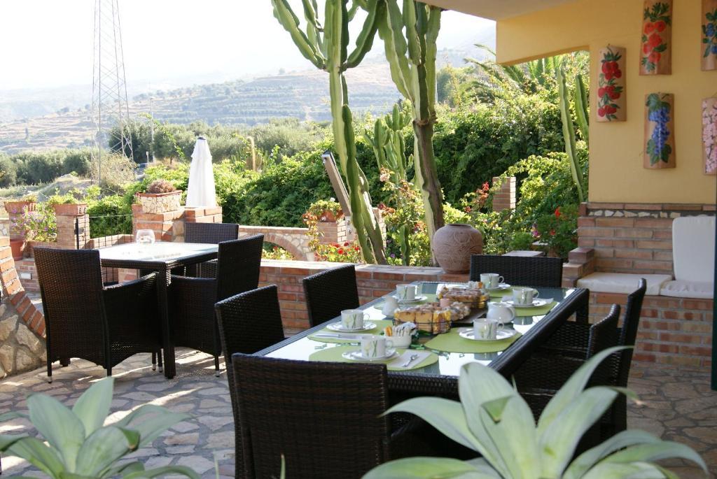 B&B La Collina Felice 펠라로 외부 사진